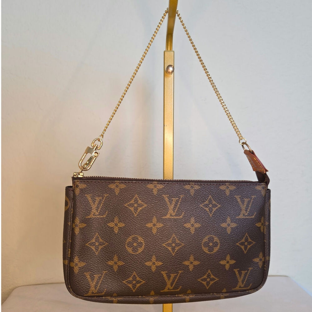 Louis Vuitton Monogram Pochette Accessoires AR0998 Vintage 1998 France LV